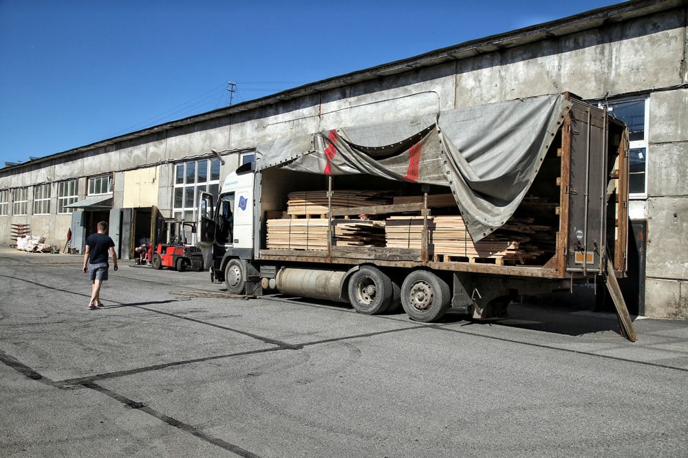 Продажа ламели оптом и в розницу с доставкой | Lumber Jack Спб
