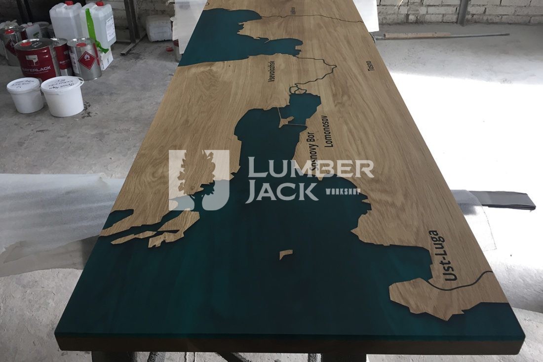 Стол-река с полимером и изображением карты | Lumber Jack Спб